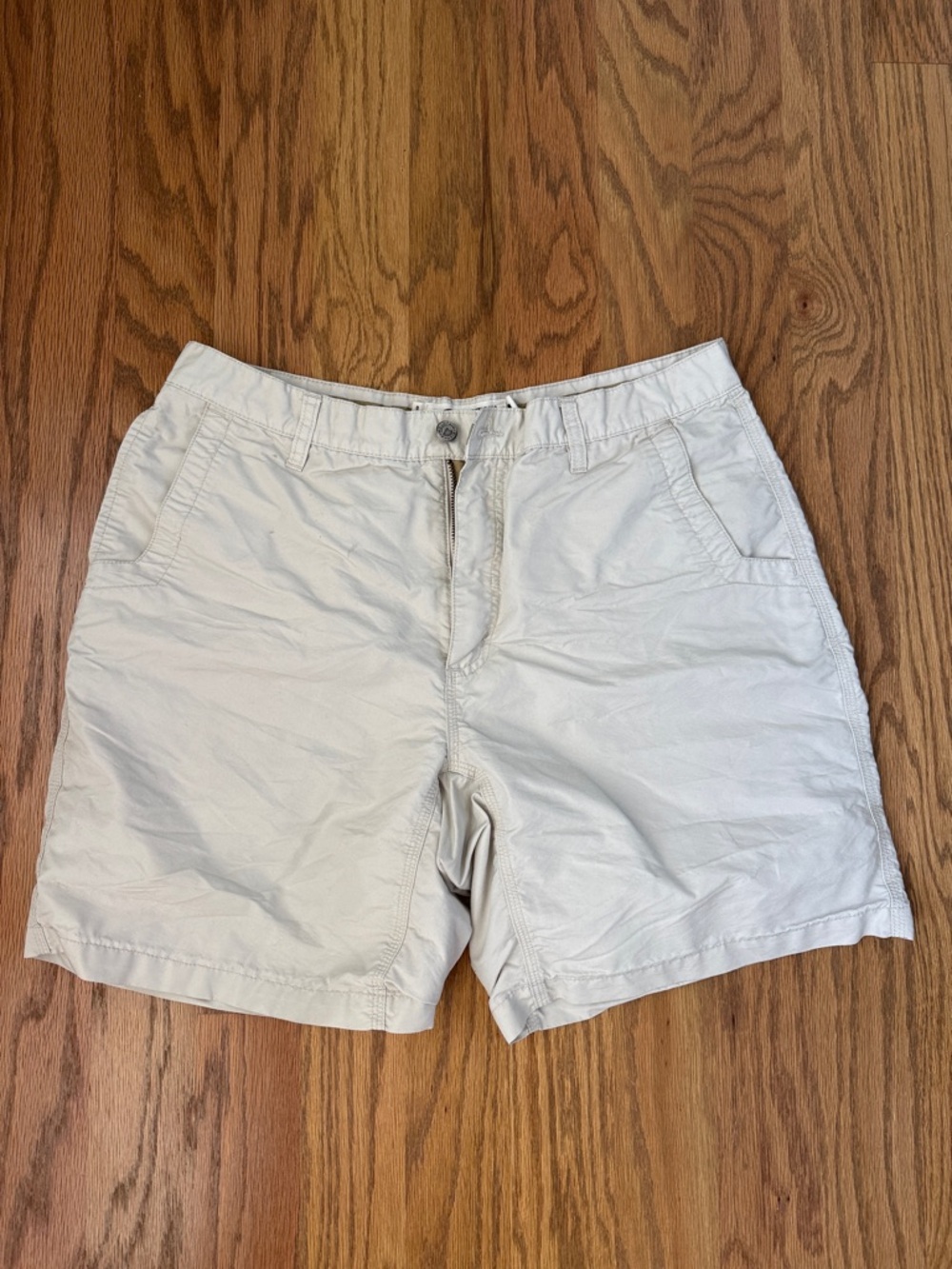 Mountain Khakis Men's Light Cream Flat-Front Shorts